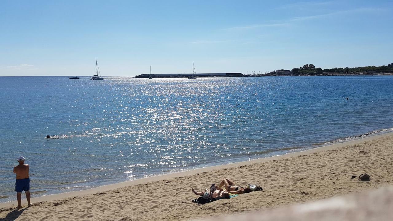 Loft Baia Di Giardini Lejlighed Eksteriør billede